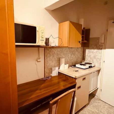 Cozy Apartment In Graz Esterno foto